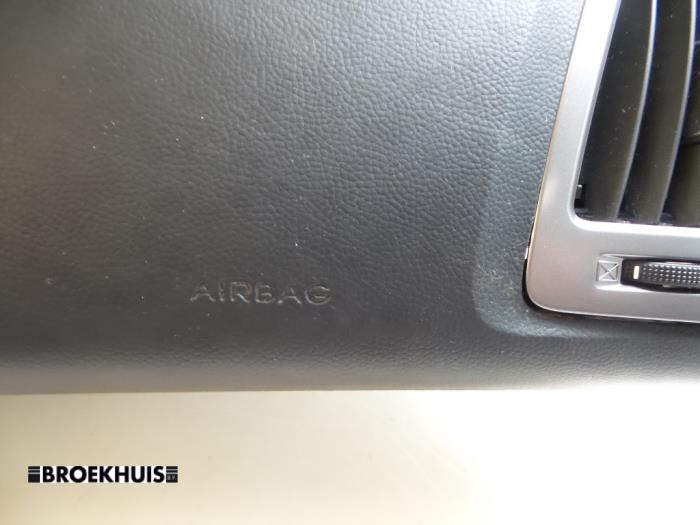 Airbag set + dashboard z Hyundai i20 1.2i 16V 2013