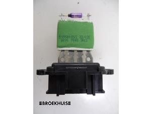 Used Heater resistor Peugeot 5008 I (0A/0E) 1.6 HDiF 16V Price € 20,00 Margin scheme offered by Autobedrijf Broekhuis B.V.