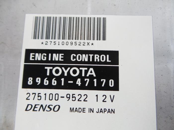 Ordenadores de inyección de un Toyota Prius (NHW20) 1.5 16V 2008