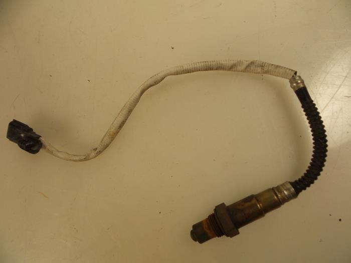 Usados Sonda Lambda Renault Scénic III (JZ) 1.6 16V Bifuel Precio € 25,00 Norma de margen ofrecido por Autobedrijf Broekhuis B.V.