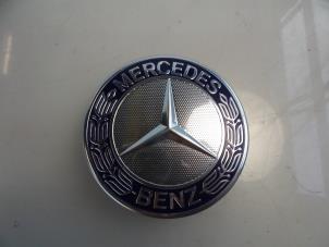 Usados Tapacubos Mercedes A (W176) 1.5 A-180 CDI, A-180d 16V Precio € 10,00 Norma de margen ofrecido por Autobedrijf Broekhuis B.V.