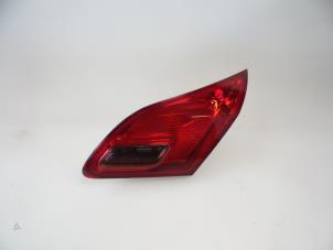 Used Taillight, right Opel Astra J (PC6/PD6/PE6/PF6) 1.6 16V Ecotec Price € 35,00 Margin scheme offered by Autobedrijf Broekhuis B.V.