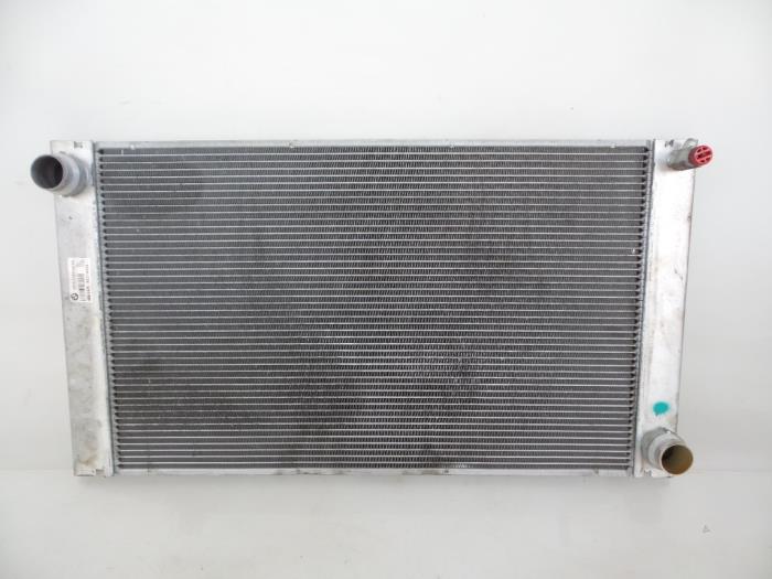Used Radiator BMW 5 serie Touring (E61) 520d 16V Edition Fleet Price € 40,00 Margin scheme offered by Autobedrijf Broekhuis B.V.
