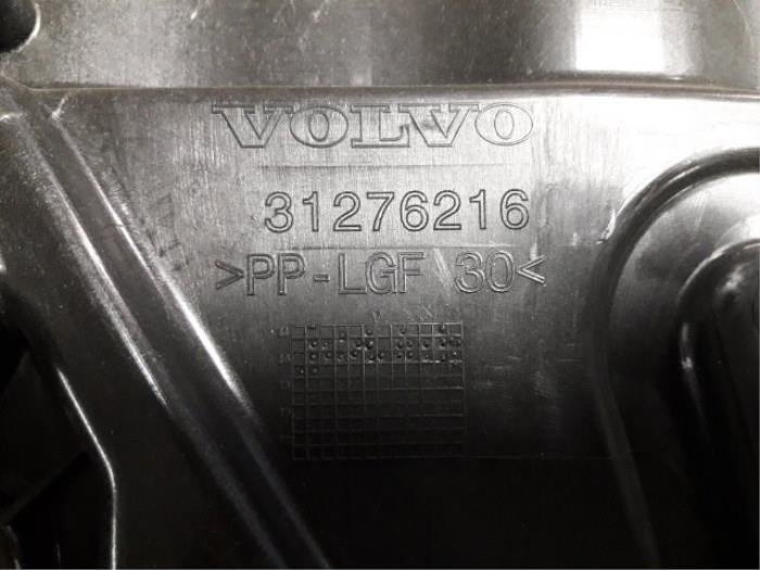 Mechanizm szyby prawej przedniej wersja 4-drzwiowa z Volvo V40 (MV) 1.6 T3 GTDi 16V 2014