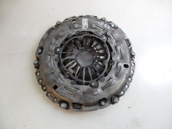 Begagnade Tryckplåt Opel Corsa E 1.0 SIDI Turbo 12V Pris € 35,00 Marginaltabell erbjuds av Autobedrijf Broekhuis B.V.