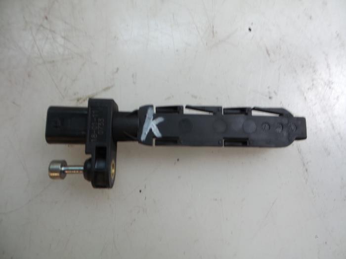 Begagnade Vevaxelsensor BMW 1 serie (F20) 118d 2.0 16V Pris € 15,00 Marginaltabell erbjuds av Autobedrijf Broekhuis B.V.