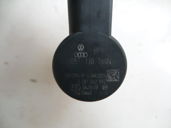 Kraftstoffdruck Sensor van een Volkswagen Crafter 2.5 TDI 30/32/35/46/50 2010