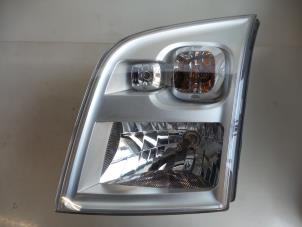 Used Headlight, left Ford Transit 2.2 TDCi 16V Price € 72,60 Inclusive VAT offered by Autobedrijf Broekhuis B.V.