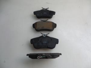 Used Rear brake pad Citroen Jumpy (G9) 1.6 HDI 16V Price € 30,25 Inclusive VAT offered by Autobedrijf Broekhuis B.V.