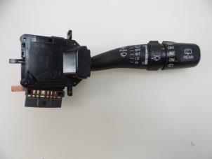 Used Wiper switch Hyundai Tucson (JM) 2.0 16V CVVT 4x2 Price € 25,00 Margin scheme offered by Autobedrijf Broekhuis B.V.