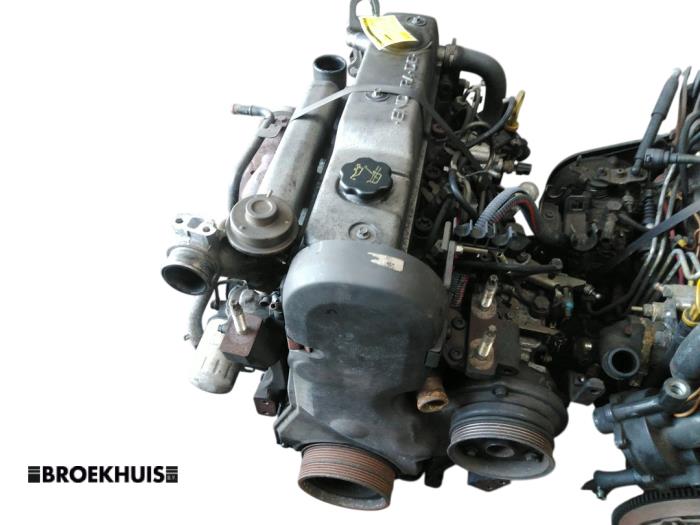Engine from a Ford Mondeo II Wagon 1.8 TD CLX 1999