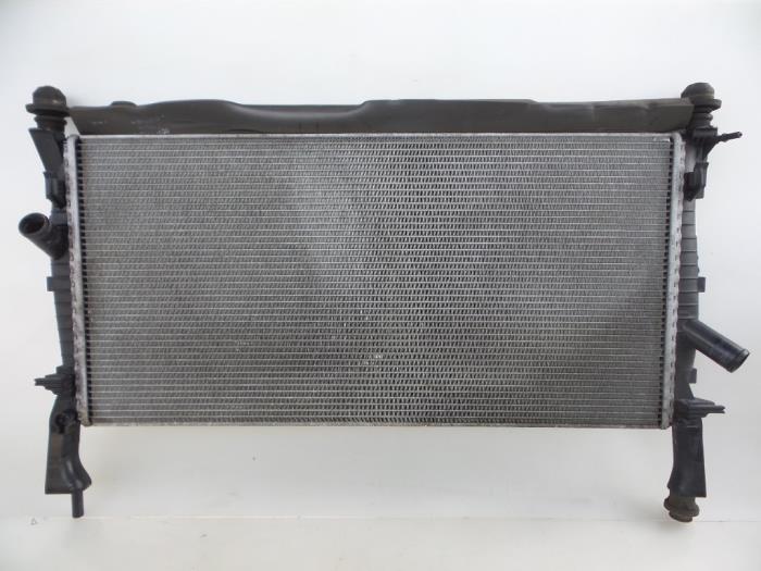 Usagé Radiateur Ford Transit 2.2 TDCi 16V Prix € 42,35 Prix TTC proposé par Autobedrijf Broekhuis B.V.