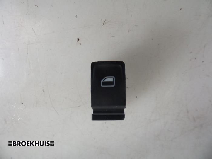 Gebrauchte Schalter Volkswagen Polo V (6R) 1.4 TDI DPF BlueMotion technology Preis € 5,00 Margenregelung angeboten von Autobedrijf Broekhuis B.V.