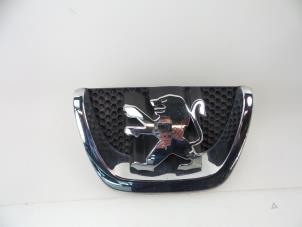 Used Grille Peugeot 207/207+ (WA/WC/WM) 1.6 16V Price € 10,00 Margin scheme offered by Autobedrijf Broekhuis B.V.