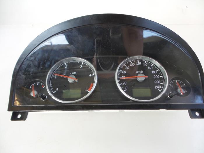 Odometer KM from a Ford Mondeo III Wagon 2.0 TDCi 130 16V 2002