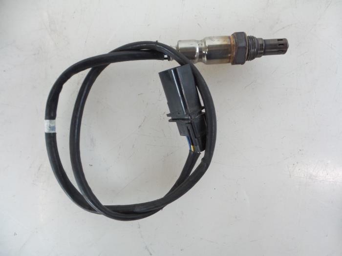 Usados Sonda Lambda Fiat Punto Evo (199) 1.3 JTD Multijet 85 16V Euro 5 Precio € 25,00 Norma de margen ofrecido por Autobedrijf Broekhuis B.V.