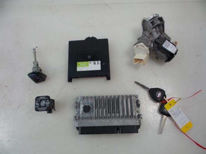 Injection computer from a Toyota Yaris III (P13) 1.33 16V Dual VVT-I 2012