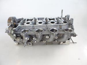 Used Cylinder head Peugeot 508 (8D) 2.0 Hybrid4 16V Price on request offered by Autobedrijf Broekhuis B.V.
