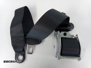 Used Rear seatbelt, right Toyota Aygo (B40) 1.0 12V VVT-i Price € 20,00 Margin scheme offered by Autobedrijf Broekhuis B.V.