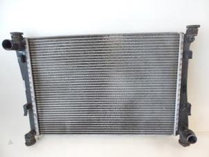 Used Radiator Ford Fusion 1.6 16V Price € 40,00 Margin scheme offered by Autobedrijf Broekhuis B.V.