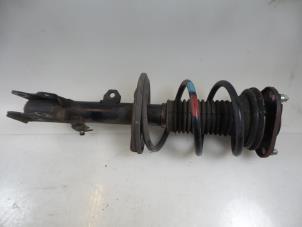 Used Front shock absorber rod, right Toyota Prius (NHW20) 1.5 16V Price € 50,00 Margin scheme offered by Autobedrijf Broekhuis B.V.