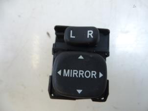Used Mirror switch Toyota Prius (NHW20) 1.5 16V Price € 10,00 Margin scheme offered by Autobedrijf Broekhuis B.V.