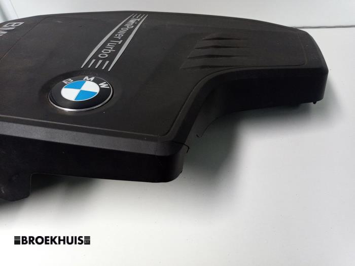 Plaque de protection moteur d'un BMW 3 serie (F30) 320i 2.0 16V 2012