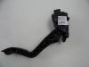 Accelerator pedal from a Peugeot 207 SW (WE/WU) 1.6 HDi 2011