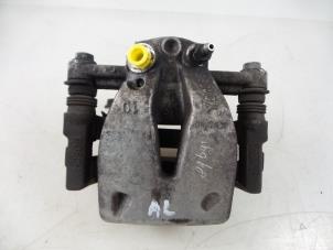 Used Rear brake calliper, left Toyota Avensis (T25/B1B) 2.0 16V D-4D-F Price € 25,00 Margin scheme offered by Autobedrijf Broekhuis B.V.