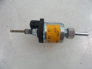 Used Electric fuel pump Toyota Avensis (T25/B1B) 2.0 16V D-4D-F Price € 35,00 Margin scheme offered by Autobedrijf Broekhuis B.V.