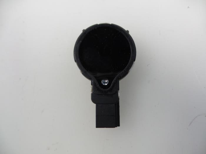 Begagnade Regnsensor Ford Mondeo IV Wagon 1.6 TDCi 16V Pris € 15,00 Marginaltabell erbjuds av Autobedrijf Broekhuis B.V.