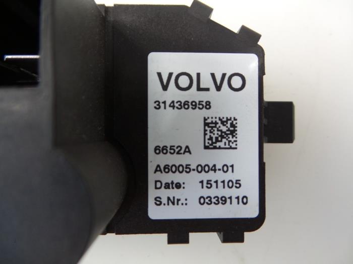 Resistencia de calefactor de un Volvo V40 (MV) 2.0 D2 16V 2015