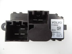 Used Heater resistor Volvo V40 (MV) 2.0 D2 16V Price € 20,00 Margin scheme offered by Autobedrijf Broekhuis B.V.