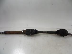 Used Front drive shaft, right Renault Megane II Grandtour (KM) 1.5 dCi 80 Price € 20,00 Margin scheme offered by Autobedrijf Broekhuis B.V.