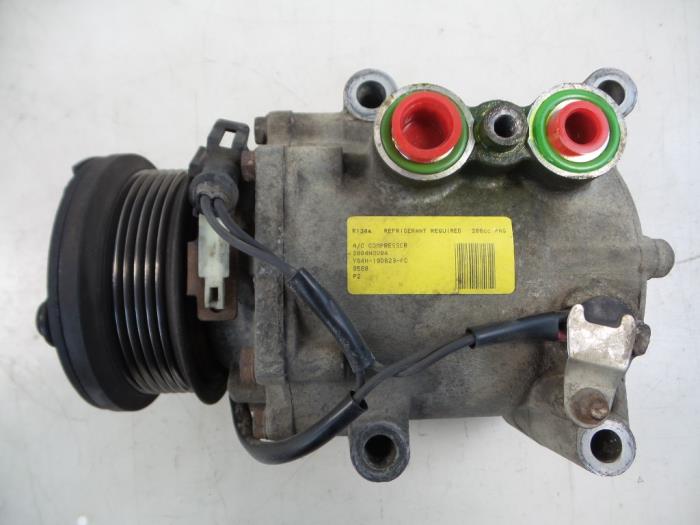 Gebrauchte Klimapumpe Ford Transit Connect 1.8 TDdi LWB Euro 3 Preis € 30,00 Margenregelung angeboten von Autobedrijf Broekhuis B.V.