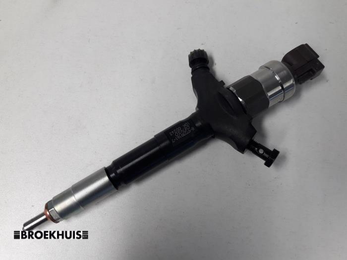 Usagé Injecteurs Renault Espace (JK) 3.0 dCi V6 24V Grand Espace Prix € 40,00 Règlement à la marge proposé par Autobedrijf Broekhuis B.V.