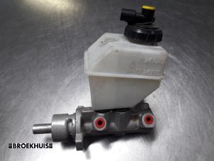 Used Brake pump Renault Twingo (C06) 1.2 Price € 20,00 Margin scheme offered by Autobedrijf Broekhuis B.V.