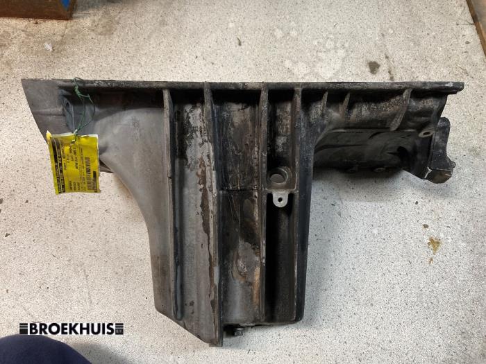 Gebrauchte Ölwanne Mercedes A (W169) 2.0 A-200 5-Drs. Preis € 50,00 Margenregelung angeboten von Autobedrijf Broekhuis B.V.