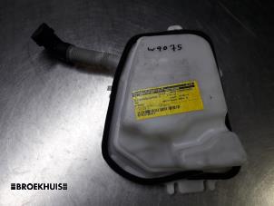 Used Rear window washer reservoir BMW 3 serie Touring (E46/3) 320d 16V Price € 10,00 Margin scheme offered by Autobedrijf Broekhuis B.V.