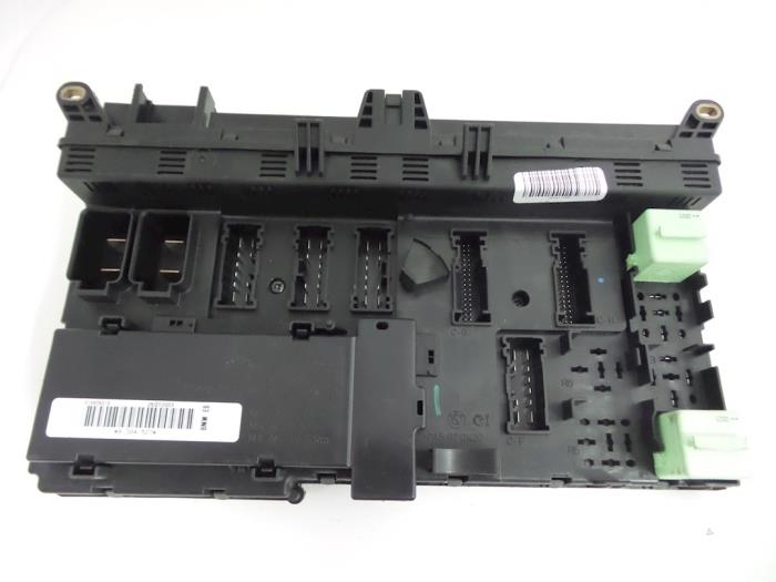 Fuse box BMW X5 3.0i 24V 518805015 DELPHI