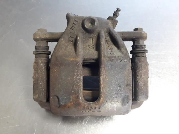 Gebrauchte Bremszange links vorne Renault Clio III Estate/Grandtour (KR) 1.2 16V TCE 100 Preis € 15,00 Margenregelung angeboten von Autobedrijf Broekhuis B.V.