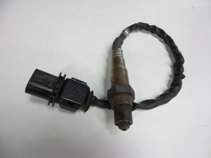 Usados Sonda Lambda Kia Carens III (FG) 2.0 CRDI VGT 16V Precio € 15,00 Norma de margen ofrecido por Autobedrijf Broekhuis B.V.