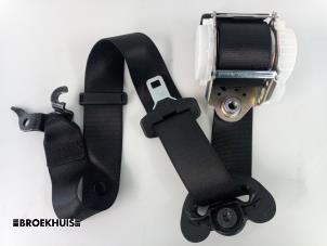 Used Front seatbelt, right BMW 1 serie (E81) 118d 16V Price € 15,00 Margin scheme offered by Autobedrijf Broekhuis B.V.
