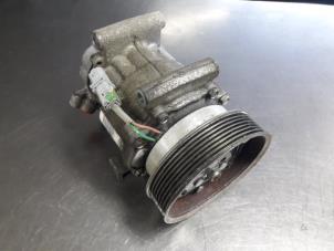 Used Air conditioning pump Renault Clio III Estate/Grandtour (KR) 1.2 16V TCE 100 Price € 25,00 Margin scheme offered by Autobedrijf Broekhuis B.V.