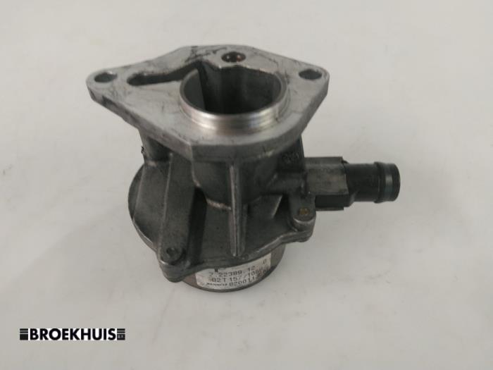 Vacuum pump