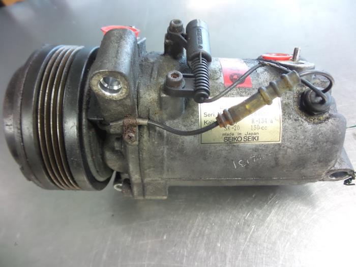 Usagé Compresseur de clim BMW 3 serie (E46/4) 318d 16V Prix € 25,00 Règlement à la marge proposé par Autobedrijf Broekhuis B.V.