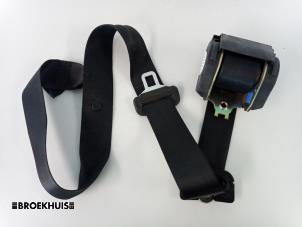 Used Front seatbelt, right BMW 3 serie (E46/4) 320i 24V Price € 15,00 Margin scheme offered by Autobedrijf Broekhuis B.V.