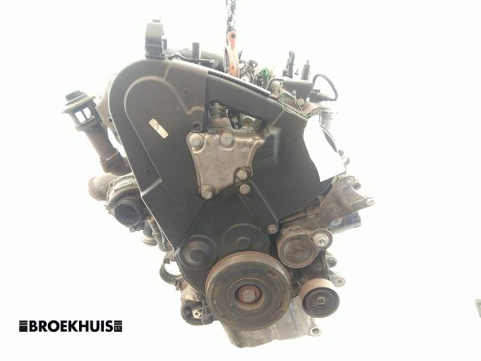Engine from a Peugeot 406 (8B) 2.0 HDi 90 1999
