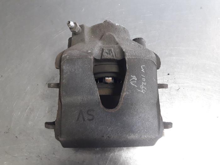 Gebrauchte Bremszange rechts vorne Seat Leon (1P1) 1.9 TDI 105 Preis € 15,00 Margenregelung angeboten von Autobedrijf Broekhuis B.V.