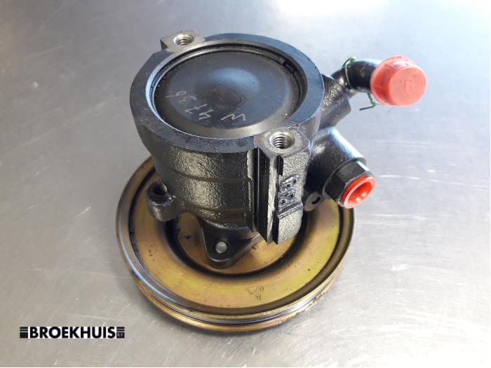Usagé Pompe de direction Fiat Marea Weekend (185BX/CX) 1.6 SX,ELX 16V Prix € 20,00 Règlement à la marge proposé par Autobedrijf Broekhuis B.V.
